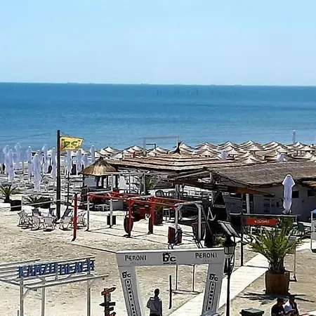 Apartmán Alina- Mamaia Nord - Sea Side 3 *